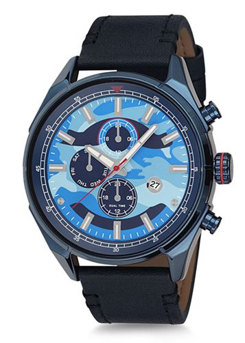 men watch with leather band